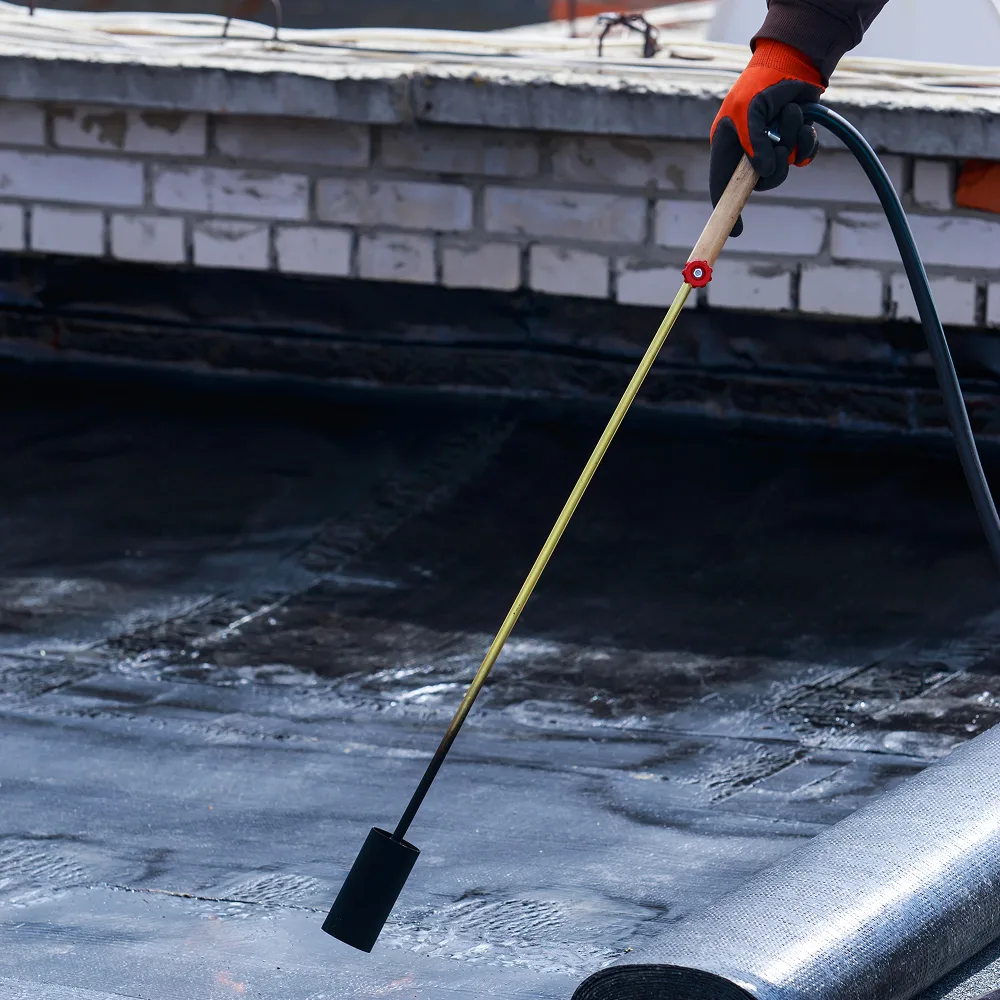 Membrane EPDM ou PVC : quelle étanchéité choisir pour un toit plat à Flayosc ?